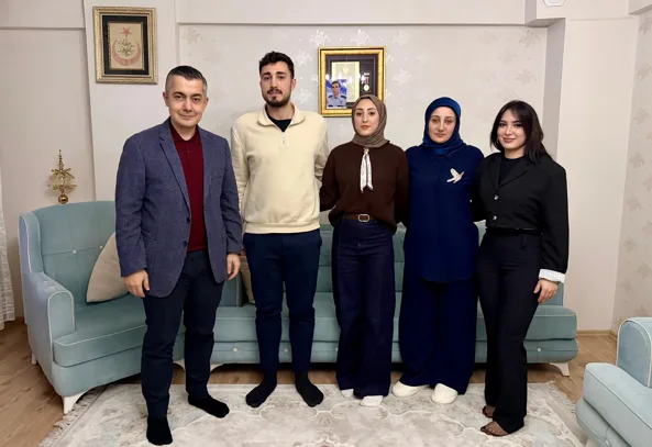 Esenyurt Belediye Başkan Vekili Can Aksoy, ramazan ayının ilk iftarını