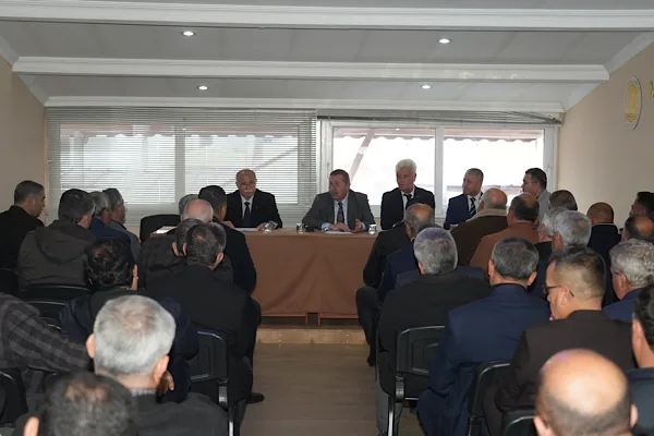 Milas Belediye Başkanı Topuz, il&ccedil;ede g&ouml;rev yapan muhtarlarla Milas Muhtarlar
