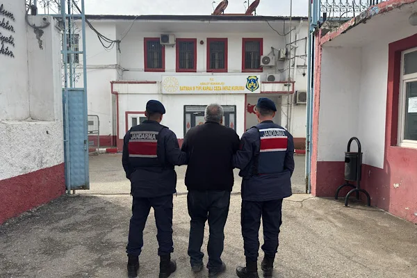 Batman İl Jandarma Komutanlığı, aranan şahısların adalete teslim edilmesi amacıyla
