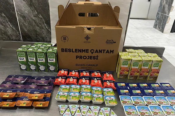 Batman&rsquo;da ihtiya&ccedil; sahibi &ccedil;ocuklara y&ouml;nelik &ldquo;Beslenme &Ccedil;antam&rdquo; Projesi hayata ge&ccedil;irildi.