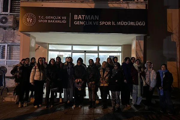 Gen&ccedil;lik ve Spor Bakanlığına bağlı Gen&ccedil;lik Hizmetleri Genel M&uuml;d&uuml;rl&uuml;ğ&uuml; koordinasyonunda