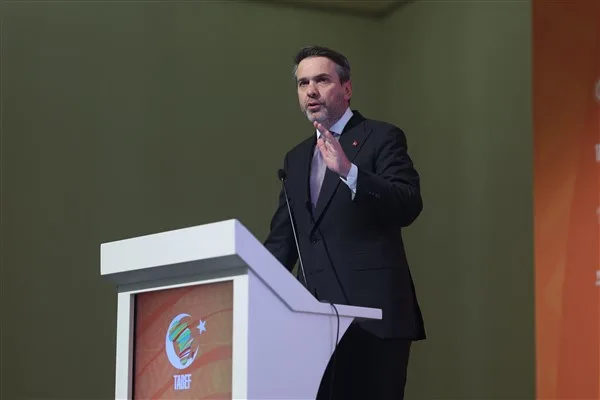 Enerji ve Tabii Kaynaklar Bakanı Bayraktar, G&uuml;ney Kore ziyaretinde mevkidaşları,