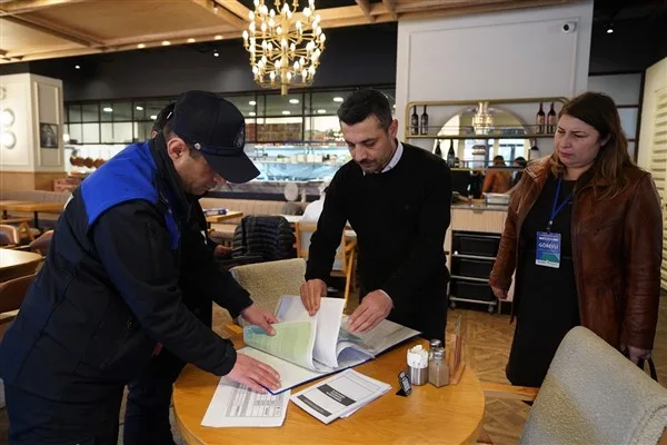 Belediye yetkilileri, rutin kontrollerle hem vatandaşların sağlığının korunmasını hem de