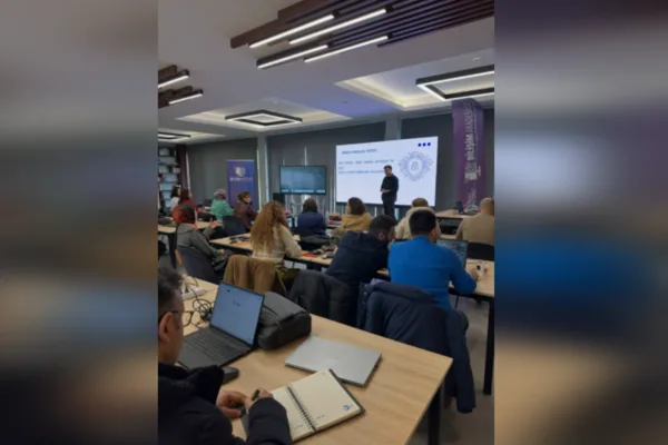 Kayseri Bilim Merkezi&rsquo;ndeki Bilişim Akademisi&rsquo;nde ger&ccedil;ekleştirilen siber g&uuml;venlik eğitiminde, Milli