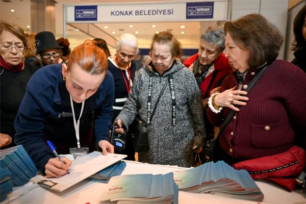 Yaşlı Bakım ve Sağlıklı Yaş Alma Fuarı ile Pan Geriatri