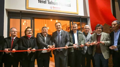 Bornova Belediyesi tarafından organize edilen şenlik, yerel tohumların korunması ve