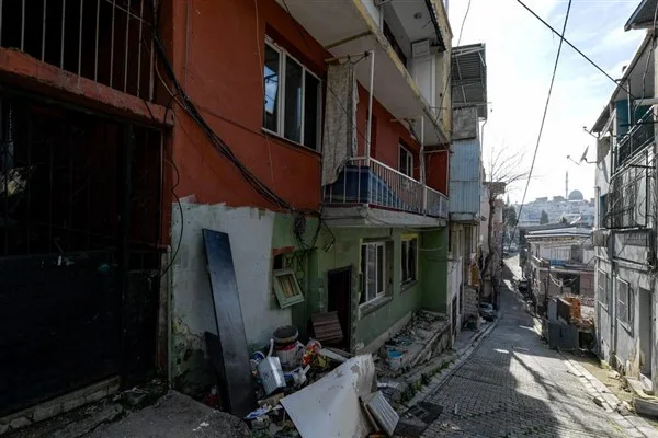 Belediye, hak sahiplerine farklı se&ccedil;enekler sunarken kira, taşınma ve sosyal