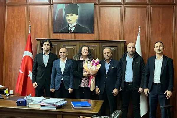 B&uuml;ro Memur-Sen Giresun Şubesi heyeti, Giresun Defterdarlığı&rsquo;na ger&ccedil;ekleştirdiği ziyarette kamu