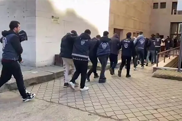 &nbsp;Bursa İl Emniyet M&uuml;d&uuml;rl&uuml;ğ&uuml; Siber Su&ccedil;larla M&uuml;cadele Şube M&uuml;d&uuml;rl&uuml;ğ&uuml; ekiplerince