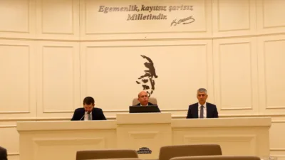 Gaziantep B&uuml;y&uuml;kşehir Belediyesi Meclis Salonu&rsquo;nda yapılan birleşimde, g&uuml;ndem maddeleri kapsamında