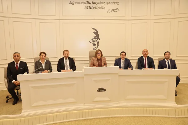 Bu kapsamda toplu s&ouml;zleşme kapsamında g&ouml;rev yapan 9 bin personelin
