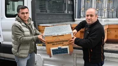 Manisa B&uuml;y&uuml;kşehir Belediyesi, doğal afetler nedeniyle zarar g&ouml;ren &uuml;reticilerin yanında
