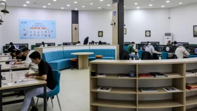 Bursa B&uuml;y&uuml;kşehir Belediyesi, &uuml;niversiteye hazırlanan gen&ccedil;lere y&ouml;nelik &uuml;cretsiz Temel Yeterlilik
