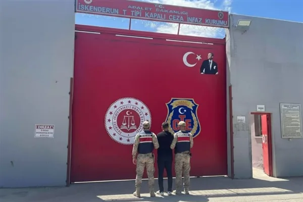 Hatay İl Jandarma Komutanlığı ekiplerince y&uuml;r&uuml;t&uuml;len &ccedil;alışmalar kapsamında, hakkında kasten