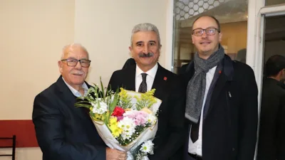 CHP Bursa İl Başkanı Nihat Yeşiltaş, İl&ccedil;e Başkanı Mustafa Utku,