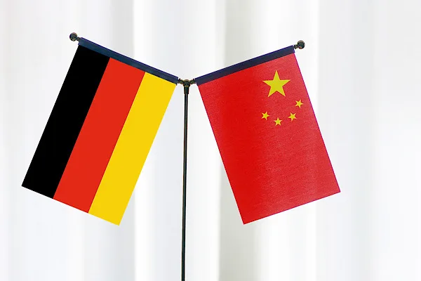 &Ccedil;in Başbakanı Li Qiang, başkent Beijing&rsquo;de &Ccedil;in&rsquo;e resmi ziyarette bulunan