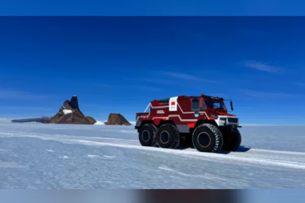 &Ccedil;in&rsquo;in bağımsız olarak geliştirdiği Kar Leoparı adlı 6×6 tekerlekli &ouml;zel