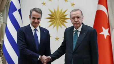 Cumhurbaşkanı Recep Tayyip Erdoğan, Yunanistan Başbakanı Kiryakos Mi&ccedil;otakis&rsquo;i Cumhurbaşkanlığı K&uuml;lliyesi&rsquo;nde