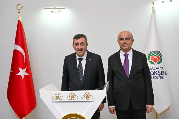 Bir dizi ziyaretlerde bulunmak ve iş insanlarıyla toplantı yapmak &uuml;zere