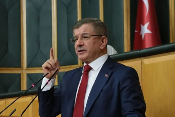 Gelecek Partisi Genel Başkanı Ahmet Davutoğlu, grup toplantısında g&uuml;ndeme ilişkin