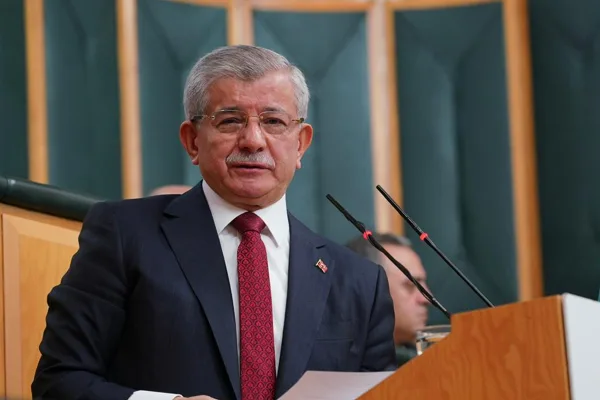 Gelecek Partisi Genel Başkanı Ahmet Davutoğlu, Ramazan ayının başlaması dolayısıyla