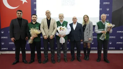 Derince Belediyesi tarafından organize edilen seminere Belediye Başkan Yardımcısı Taner