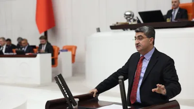 DEVA Partisi Mersin Milletvekili Mehmet Emin Ekmen, ara&ccedil; sahiplerinin periyodik