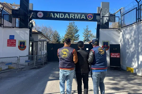 Diyarbakır İl Jandarma Komutanlığı, su&ccedil;ların &ouml;nlenmesi ve hakkında yakalama kararı