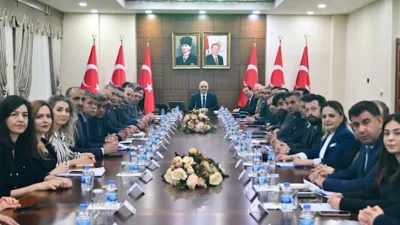Diyarbakır Valiliği&rsquo;nde ger&ccedil;ekleştirilen Bağımlılıkla M&uuml;cadele İl Koordinasyon Toplantısı&rsquo;nda 2025 yılı