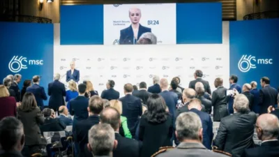 Son &uuml;&ccedil; yıldır, yıllık M&uuml;nih G&uuml;venlik Konferansı, Rusya ve Ukrayna