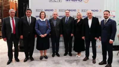 Manisa B&uuml;y&uuml;kşehir Belediye Başkanı Besim Dutlulu, Manisa Gen&ccedil; İş İnsanları