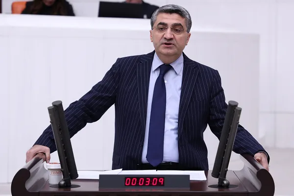 DEVA Partisi Genel Başkan Yardımcısı ve Mersin Milletvekili Mehmet Emin