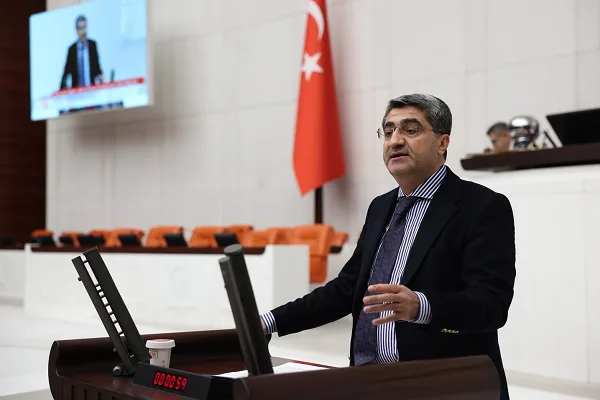 DEVA Partisi Genel Başkan Yardımcısı ve Mersin Milletvekili Mehmet Emin