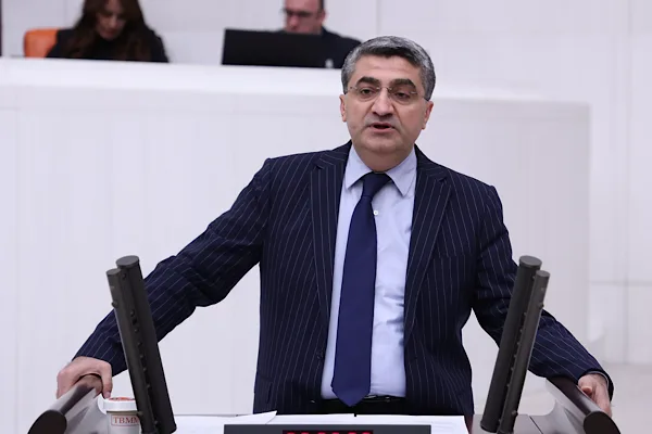 DEVA Partisi Mersin Milletvekili Mehmet Emin Ekmen, 26 Şubat 1992
