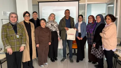 İzmit Belediyesi Engelsiz Ebeveyn Akademisi&rsquo;nin son oturumunda,&nbsp;&ldquo;&Ouml;zel Gereksinimli Bireylere Y&ouml;nelik