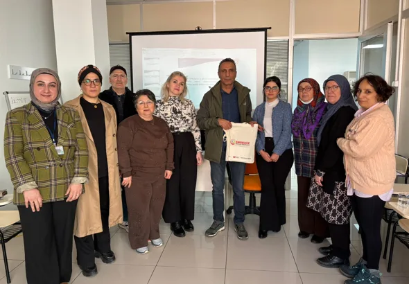 İzmit Belediyesi Engelsiz Ebeveyn Akademisi&rsquo;nin son oturumunda,&nbsp;&ldquo;&Ouml;zel Gereksinimli Bireylere Y&ouml;nelik