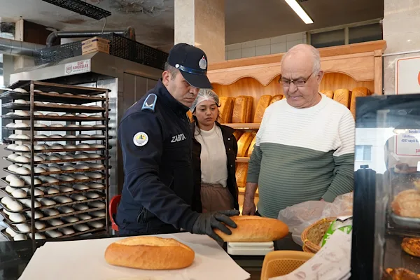 Erdemli Belediyesi&nbsp;Zabıta M&uuml;d&uuml;rl&uuml;ğ&uuml; ekipleri, Ramazan ayı kapsamında il&ccedil;e genelinde denetimlerini
