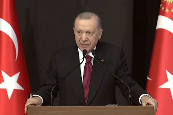 Erdoğan'n konuşmasında satır başları şu şekilde: ''AK Parti olarak kadrolarımızı