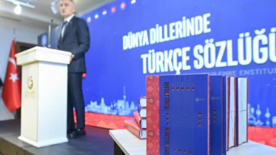K&uuml;lt&uuml;r ve Turizm Bakanı Ersoy, UNESCO tarafından her yıl 21