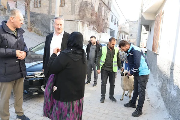 &nbsp;Başkan&nbsp;Kuş, Ramazan ayı kapsamında il&ccedil;ede y&uuml;r&uuml;t&uuml;len sosyal destek &ccedil;alışmaları &ccedil;er&ccedil;evesinde