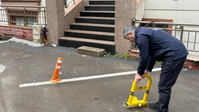 Maltepe Belediyesi zabıta ekipleri, kamusal alanları koruma ve kent d&uuml;zenini