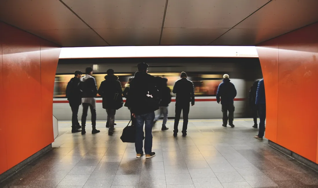 Ulaştırma ve Altyapı Bakanı Uraloğlu, Gayrettepe&ndash;İstanbul Havalimanı&ndash;Arnavutk&ouml;y Metro Hattının, 16