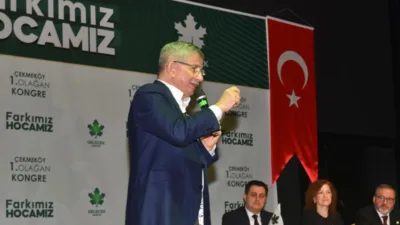 Gelecek Partisi Genel Başkanı Ahmet Davutoğlu, eşi Sare Davutoğlu, Yeni