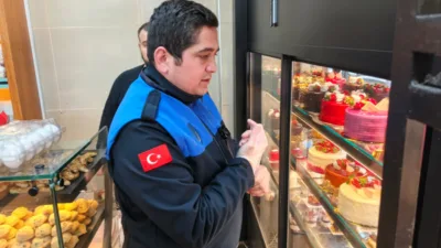 Gemlik Belediyesi Zabıta M&uuml;d&uuml;rl&uuml;ğ&uuml; ekipleri, ramazan ayının başlamasıyla birlikte kent