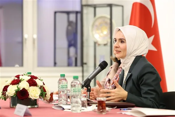 Aile ve Sosyal Hizmetler Bakanı Mahinur &Ouml;zdemir G&ouml;ktaş, K&ouml;klerden Geleceğe