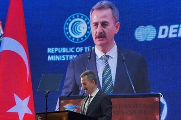 Savunma Sanayii Başkanı G&ouml;rg&uuml;n, Malta Cumhuriyeti&rsquo;nin Ankara B&uuml;y&uuml;kel&ccedil;isi &nbsp;Kayaoğlu&rsquo;nu Savunma