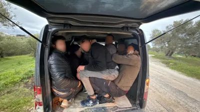 Hatay Emniyet M&uuml;d&uuml;rl&uuml;ğ&uuml; ekipleri, G&ouml;&ccedil;men Ka&ccedil;ak&ccedil;ılığıyla M&uuml;cadele kapsamında y&uuml;r&uuml;tt&uuml;kleri &ccedil;alışmalarda,