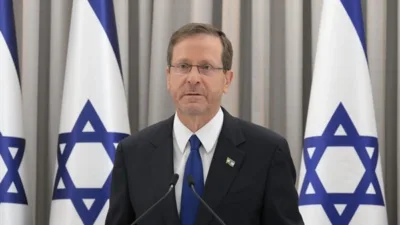 İsrail Cumhurbaşkanı Isaac Herzog,&nbsp;Etiyopya'ya yaptığı devlet ziyaretine Etiyopya Dışişleri Bakanı&nbsp;Gedion