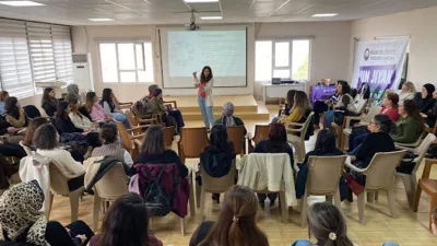 Hilvan Belediyesi b&uuml;nyesinde ger&ccedil;ekleştirilen eğitimlerde, kadın odaklı yerel y&ouml;netim hizmetlerinin