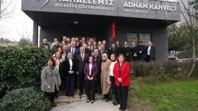 İBB Başkan Vekili Nuri Aslan, Beylikd&uuml;z&uuml;&rsquo;nde bir dizi ziyaret ger&ccedil;ekleştirdi.